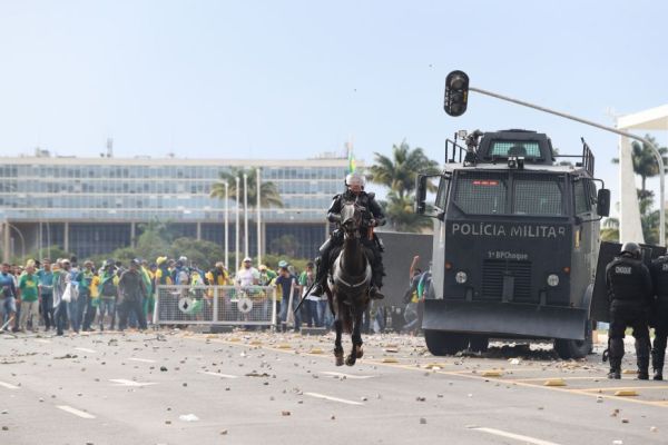 Polícia Federal deflagra operação contra PMs de Brasília que atuaram no 8 de janeiro