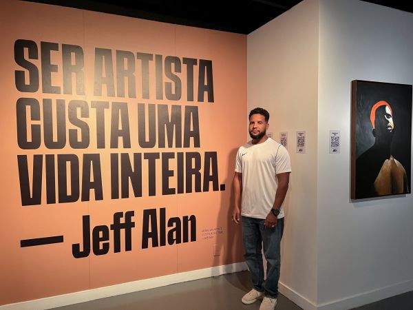 Mostra de Jeff Alan traz visibilidade à população negra, diz curador