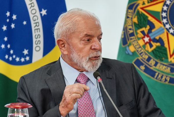 Lula viaja para a Guiana onde encerra cúpula da Caricom