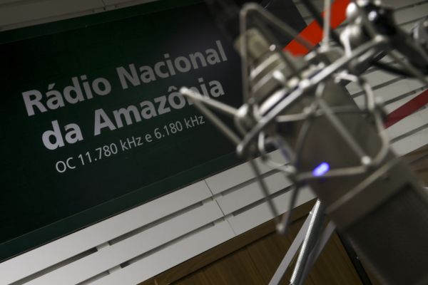Rádio na Amazônia pode ser aliada no combate a desigualdades