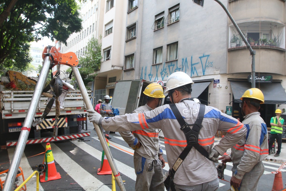 Enel é condenada a indenizar clientes por apagão de novembro em SP