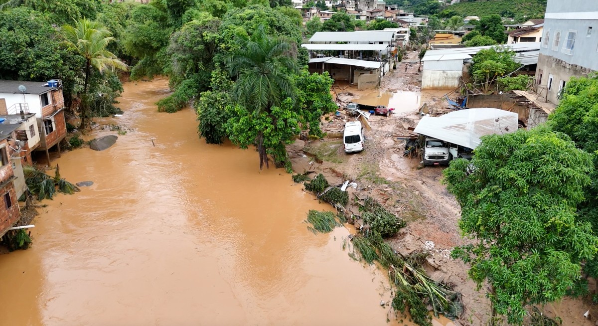 Espírito Santo tem 20 mil desalojados e 20 mortes por causa da chuva