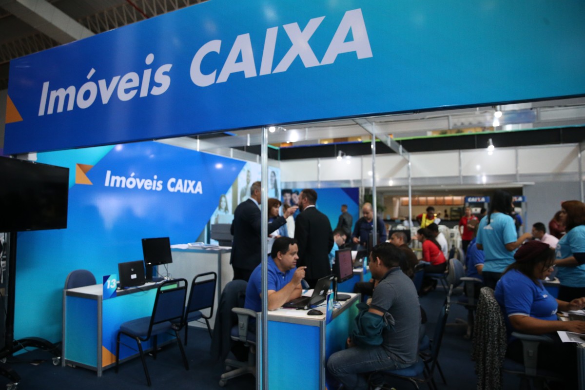 Caixa começa a oferecer financiamentos com FGTS Futuro em abril