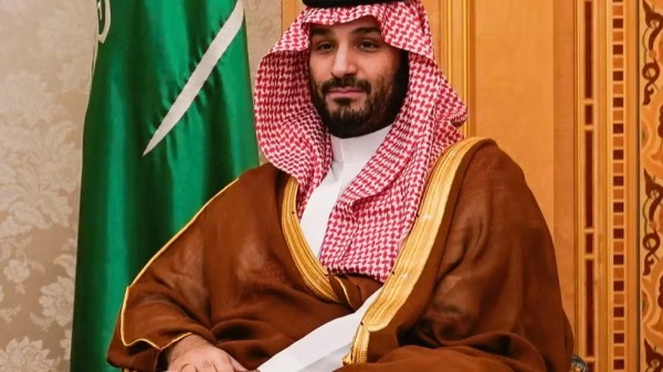 Príncipe herdeiro saudita chama ataques de Israel contra palestinos de genocídio