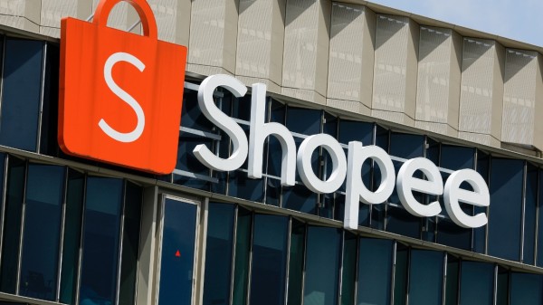 Proprietária da Shopee reverte prejuízo e registra lucro no 3º trimestre; receitas aumentam 30,8%